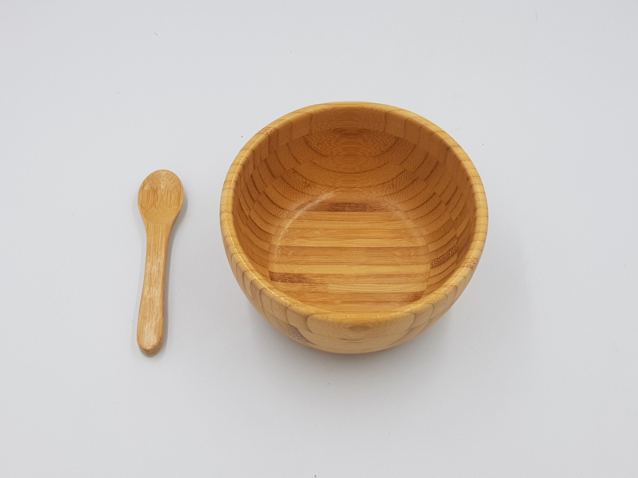 Bát tre cao cấp D12H5 cm