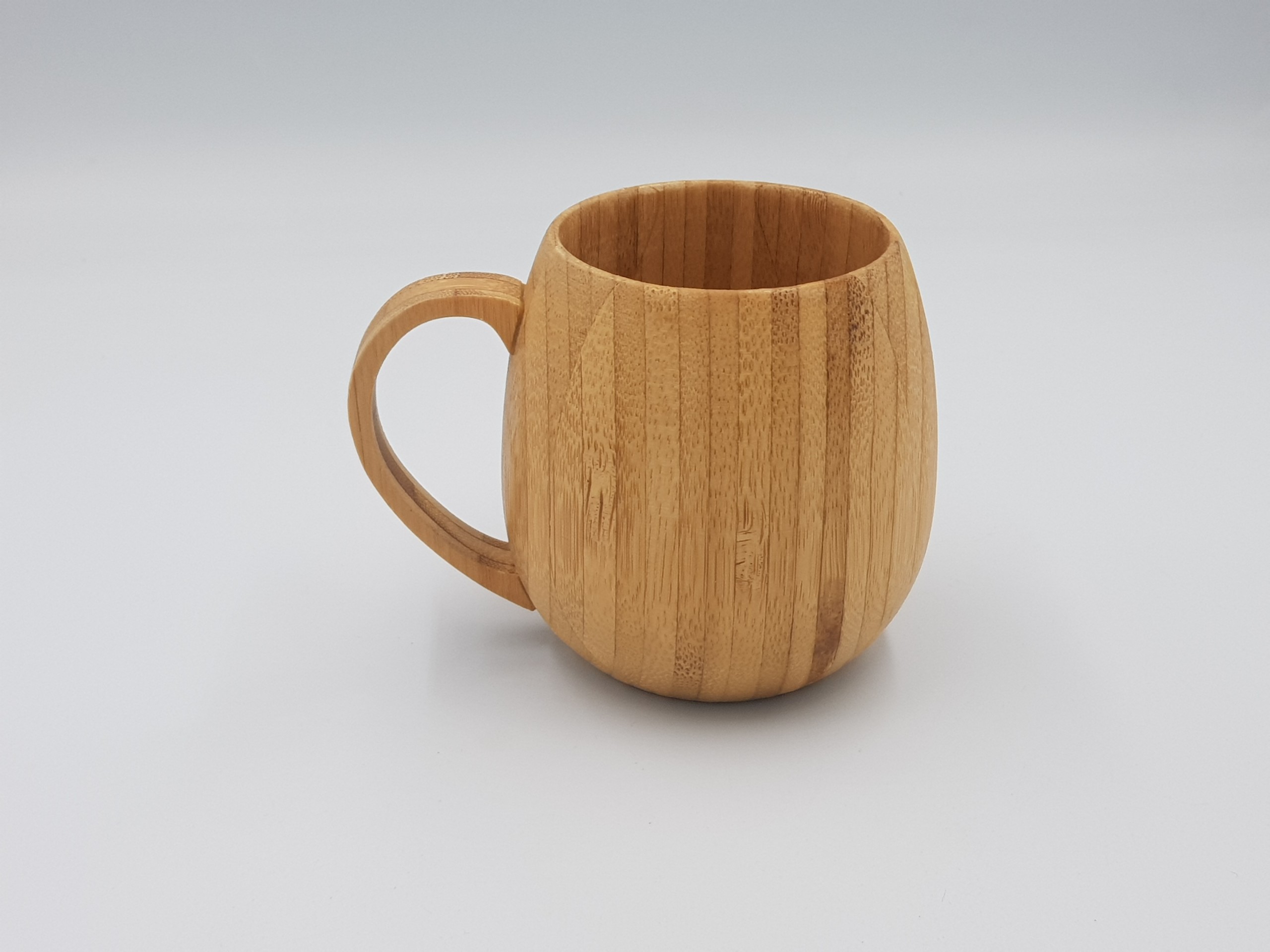 Cốc tre ép cao cấp có tay cầm D8H8.5 cm