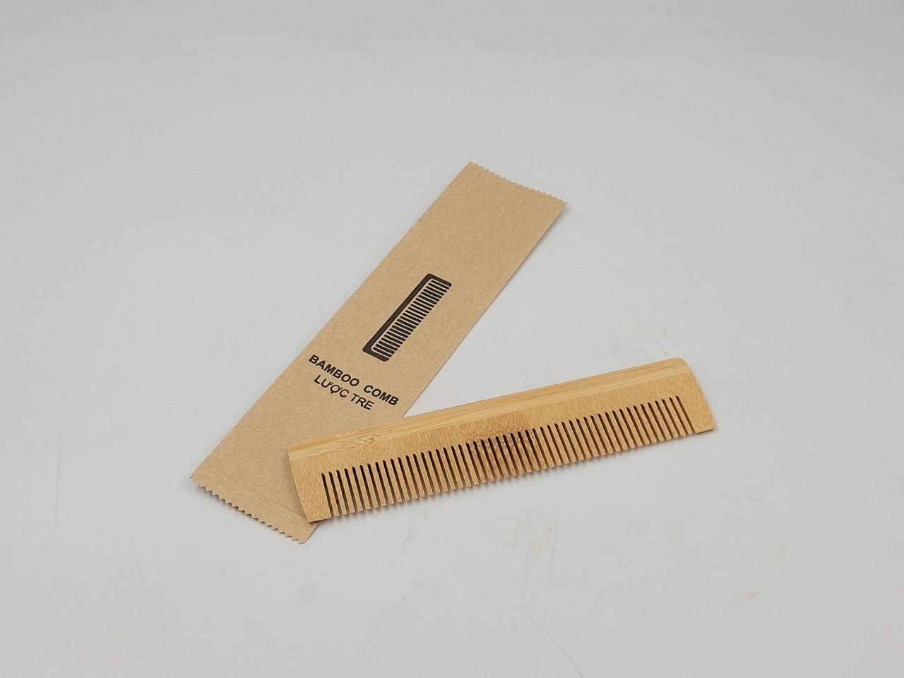 Lược tre 13.5x3 cm